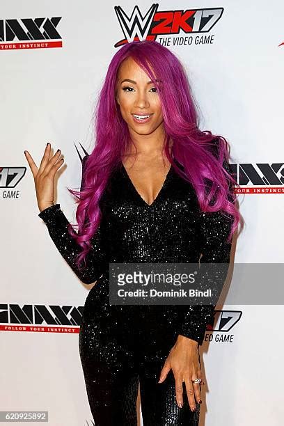 532 Sasha Banks Photos & High Res Pictures